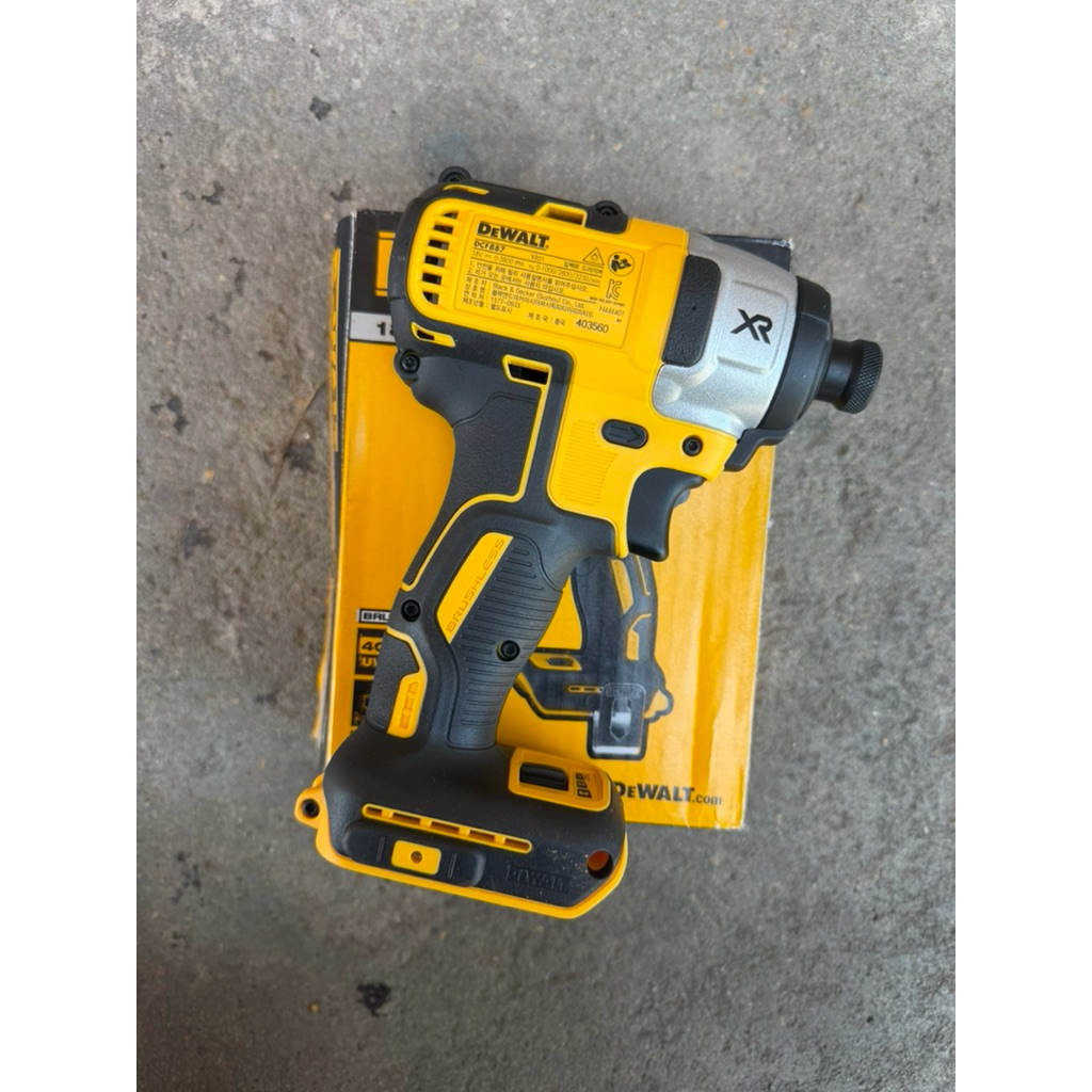 Vít Dewalt DCF887 mới chính hãng