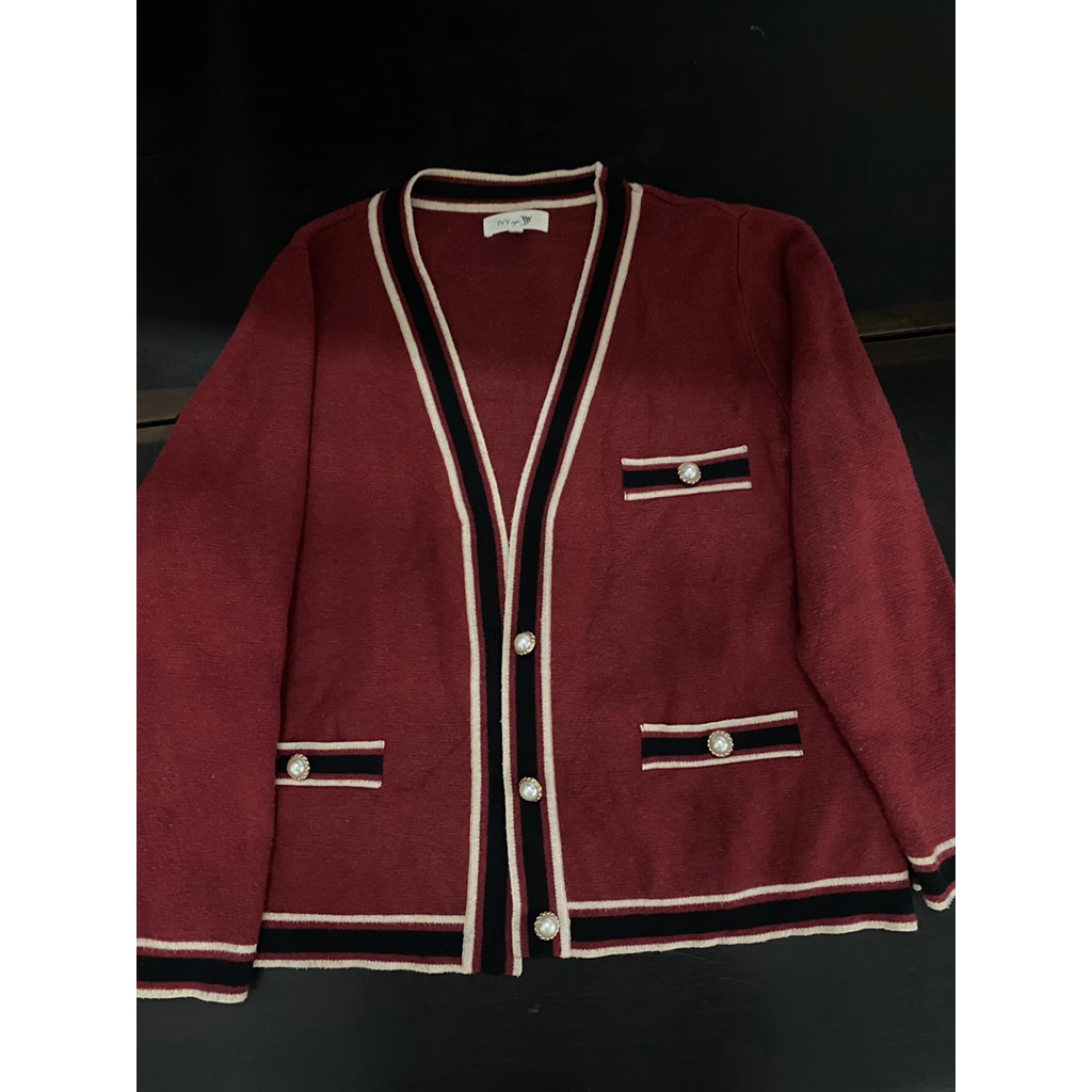 THANH LÝ/ PASS CARDIGAN IVY MODA