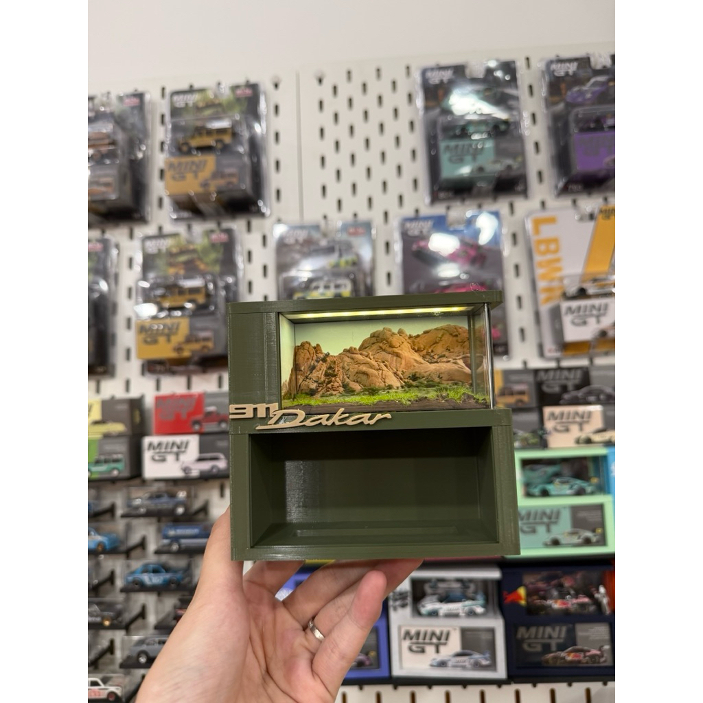 HỘP TRƯNG BÀY XE MINI GT - MẪU DAKAR 911