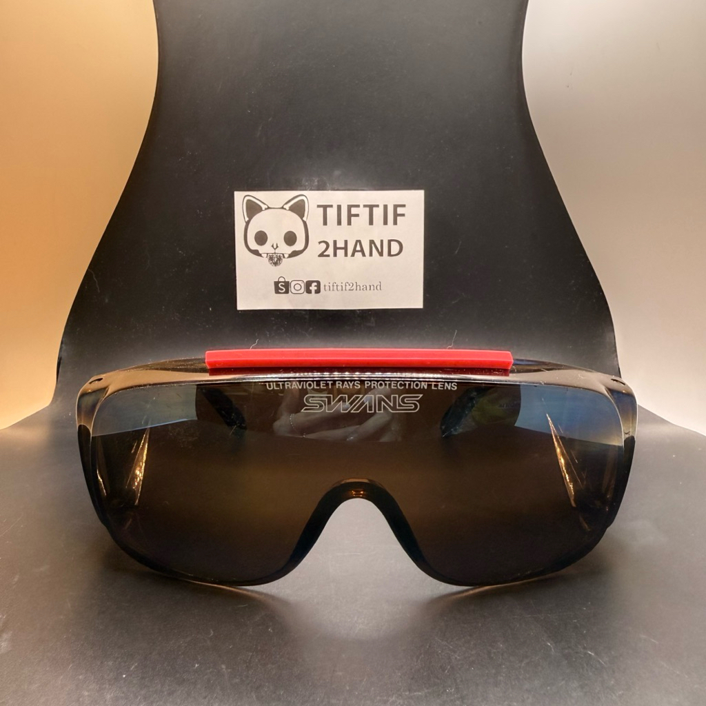 Kính si nhật Swans chống UV rất to ngang 15.5cm