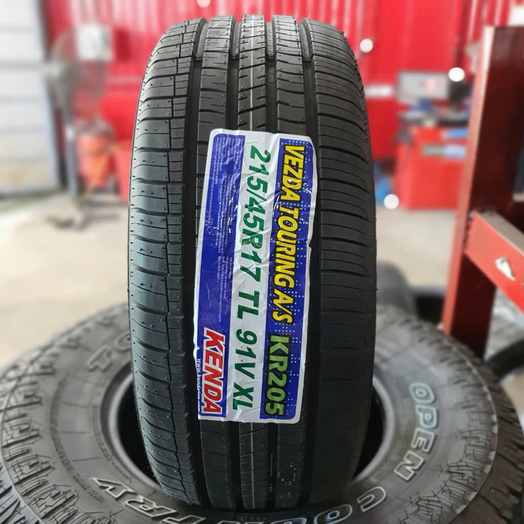 Kenda 215/45r17 KR205 Toyota Corolla Altis, Toyota FT86, BMW 325i, Hyundai I30, Kia Cerato, Kia Fort