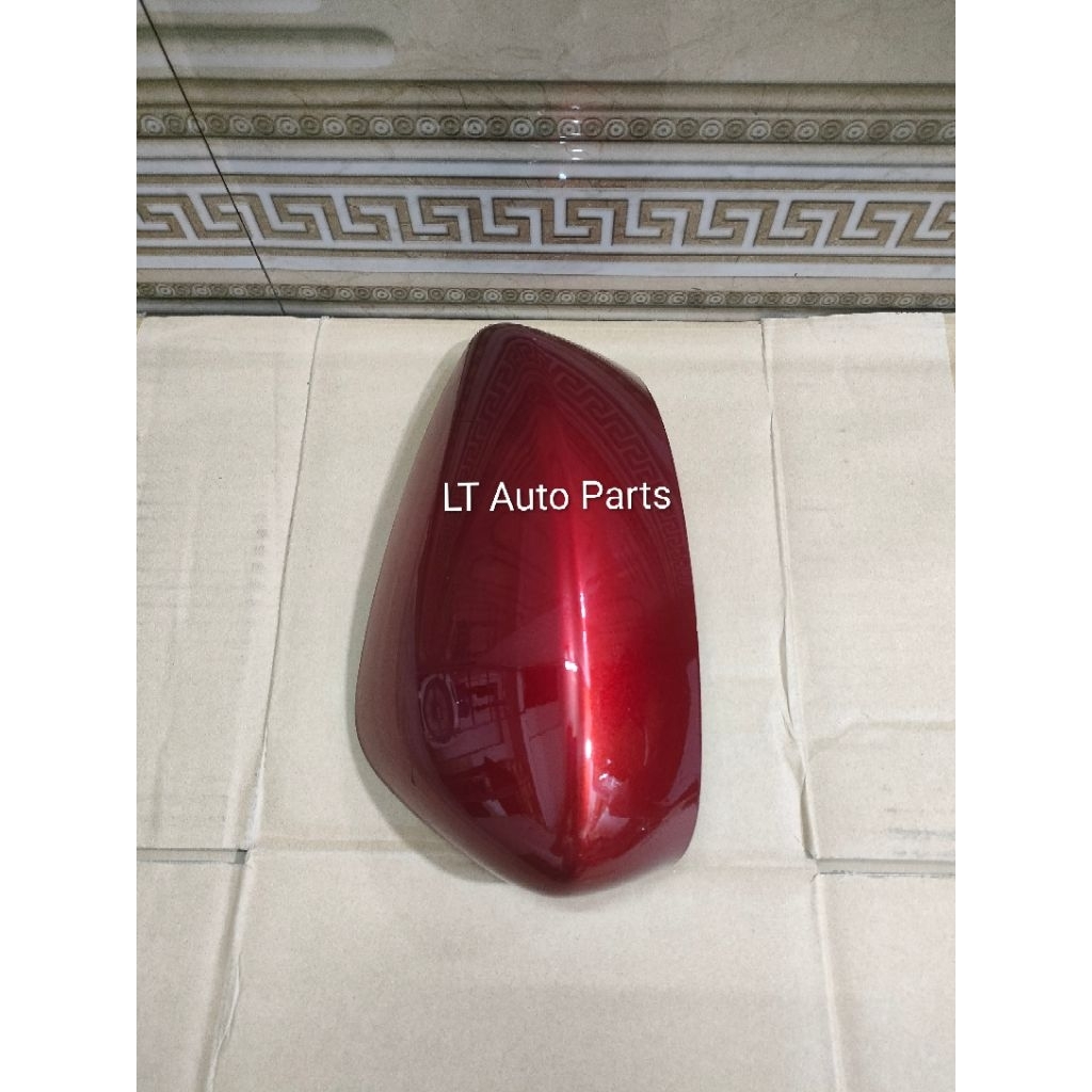 Gáo gương ( Ốp gương ) bên lái Mazda 2 2020-2026 chung Mazda 3 2018 chung Mazda 6 2028-2026 màu đỏ 4