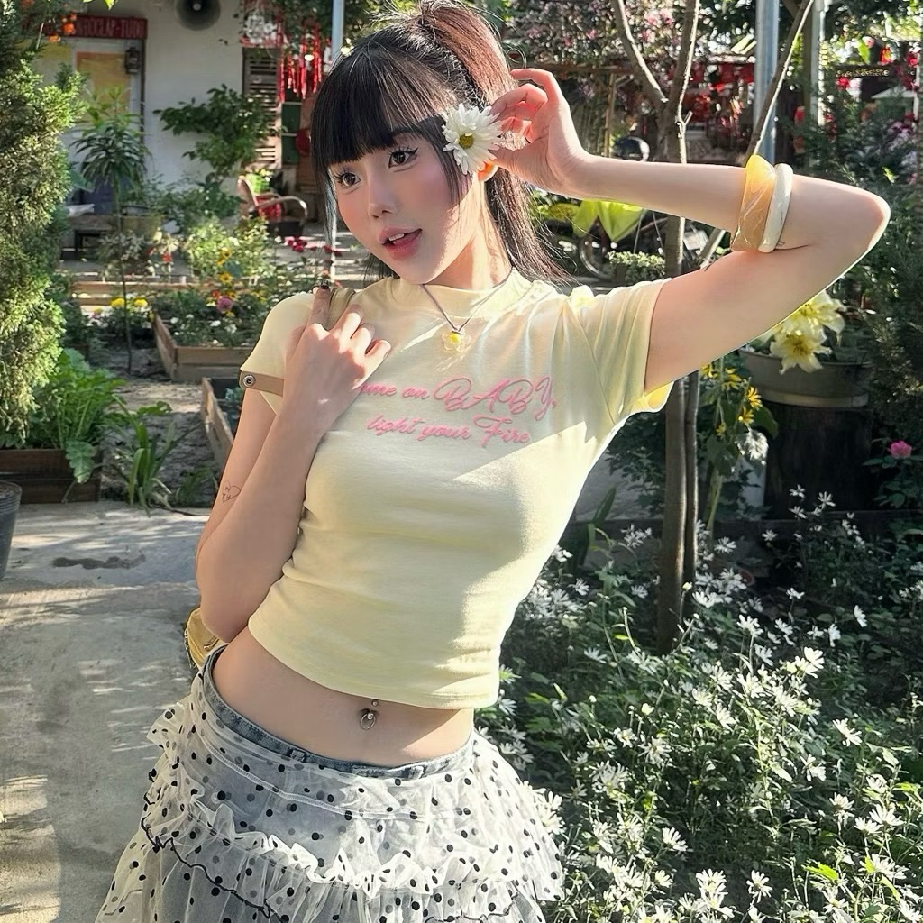 Áo Thun BabyTee Form Ôm Body Cho Nữ Năng Động, Thoáng Mát | BigBuy360 - bigbuy360.vn