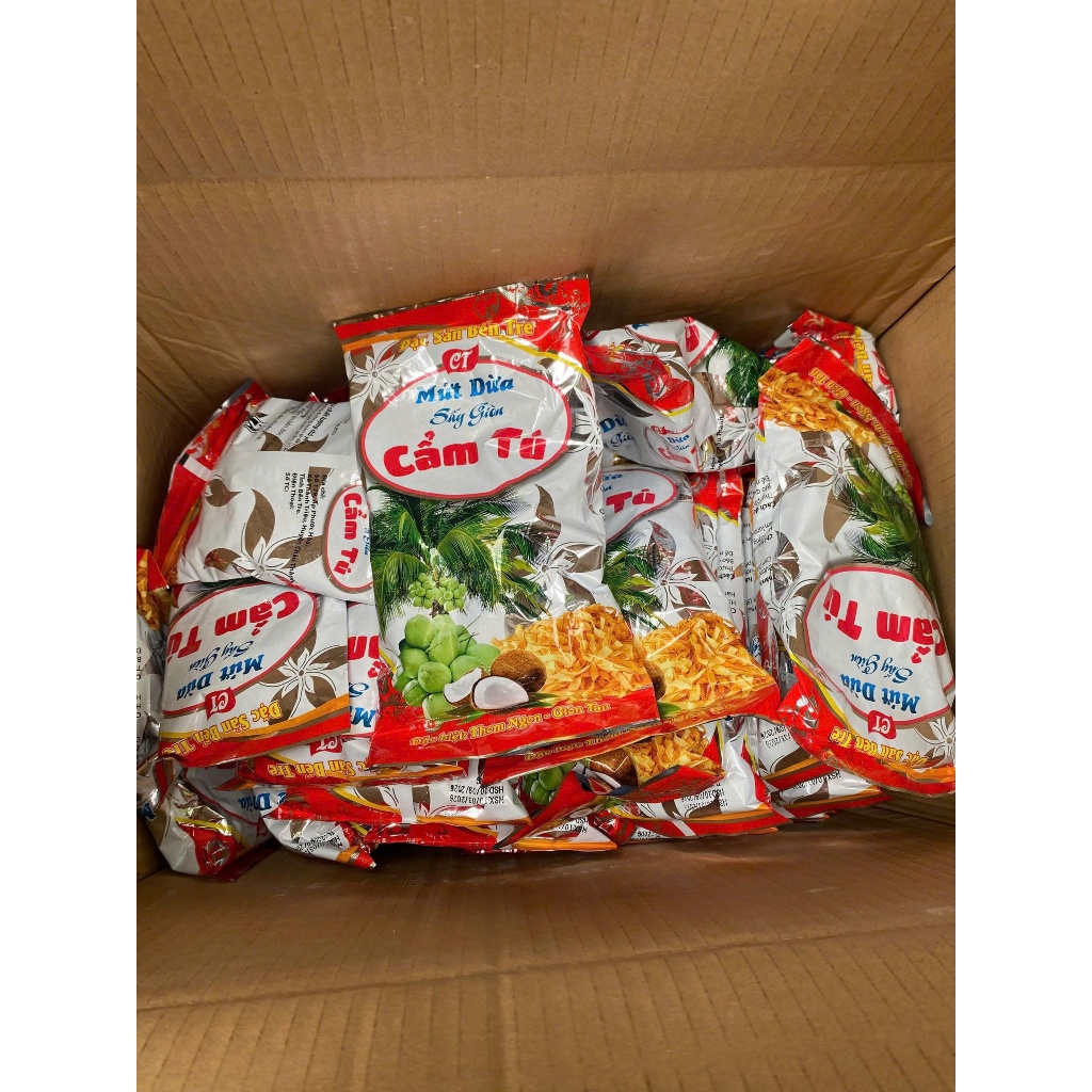 Dừa khô BẾN TRE gói 240g dùng cho vào chè hoặc decor kem