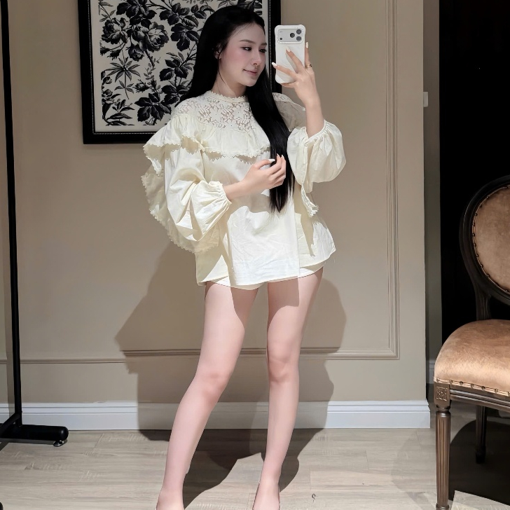 Áo Sơ Mi Babydoll Bánh Bèo Phối Cổ Ren Chất Thô Nhăn Màu Be | BigBuy360 - bigbuy360.vn
