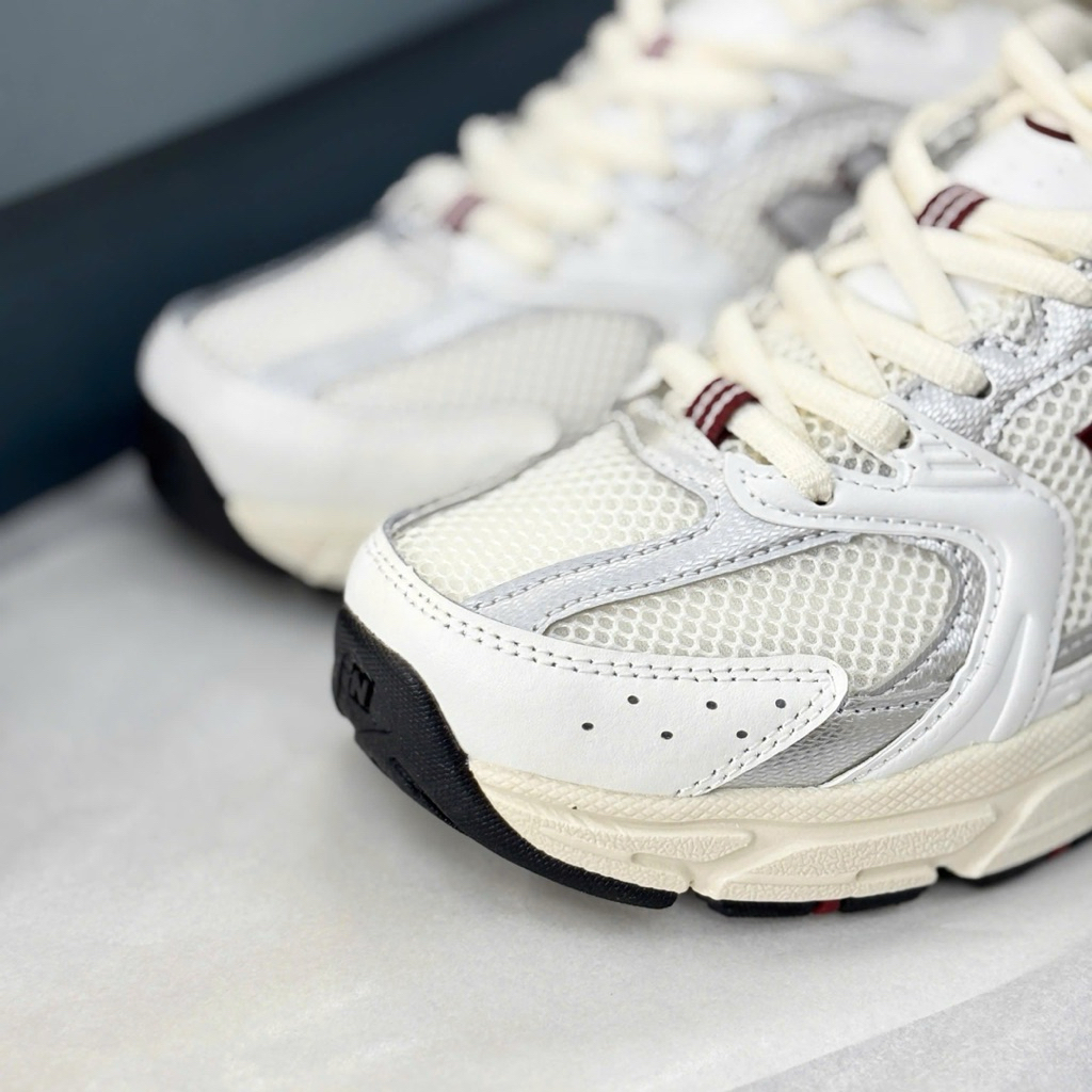 Giầy thể thao nam nữ 2xstore Chunky  màu kem chữ đỏ Fullbox