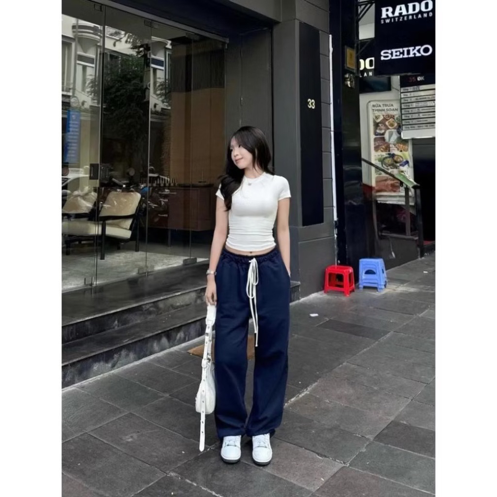 Áo thun cổ tròn chất thun gân tăm form ôm Babytee kiểu dáng thắt eo co giãn thoải mái | BigBuy360 - bigbuy360.vn