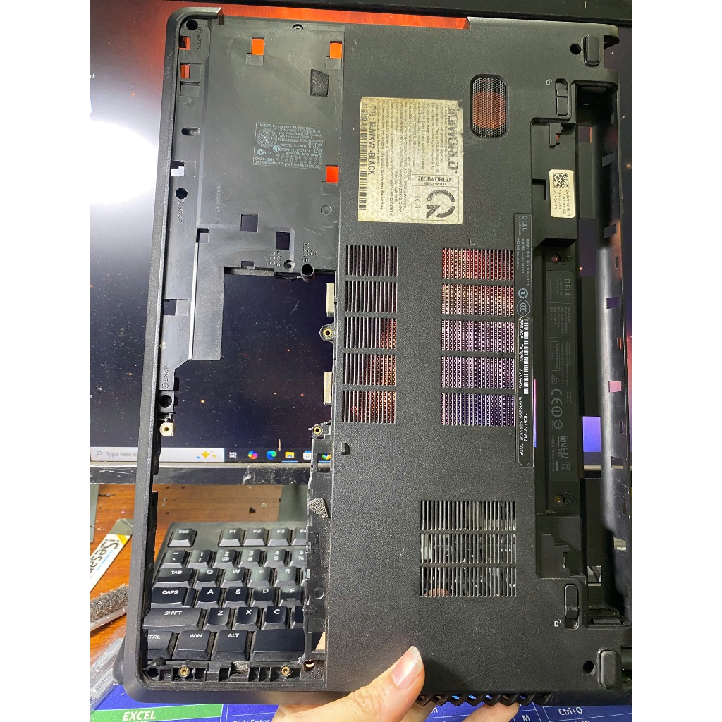 Thay Vỏ Laptop Dell Inspiron 14-7447 Cũ