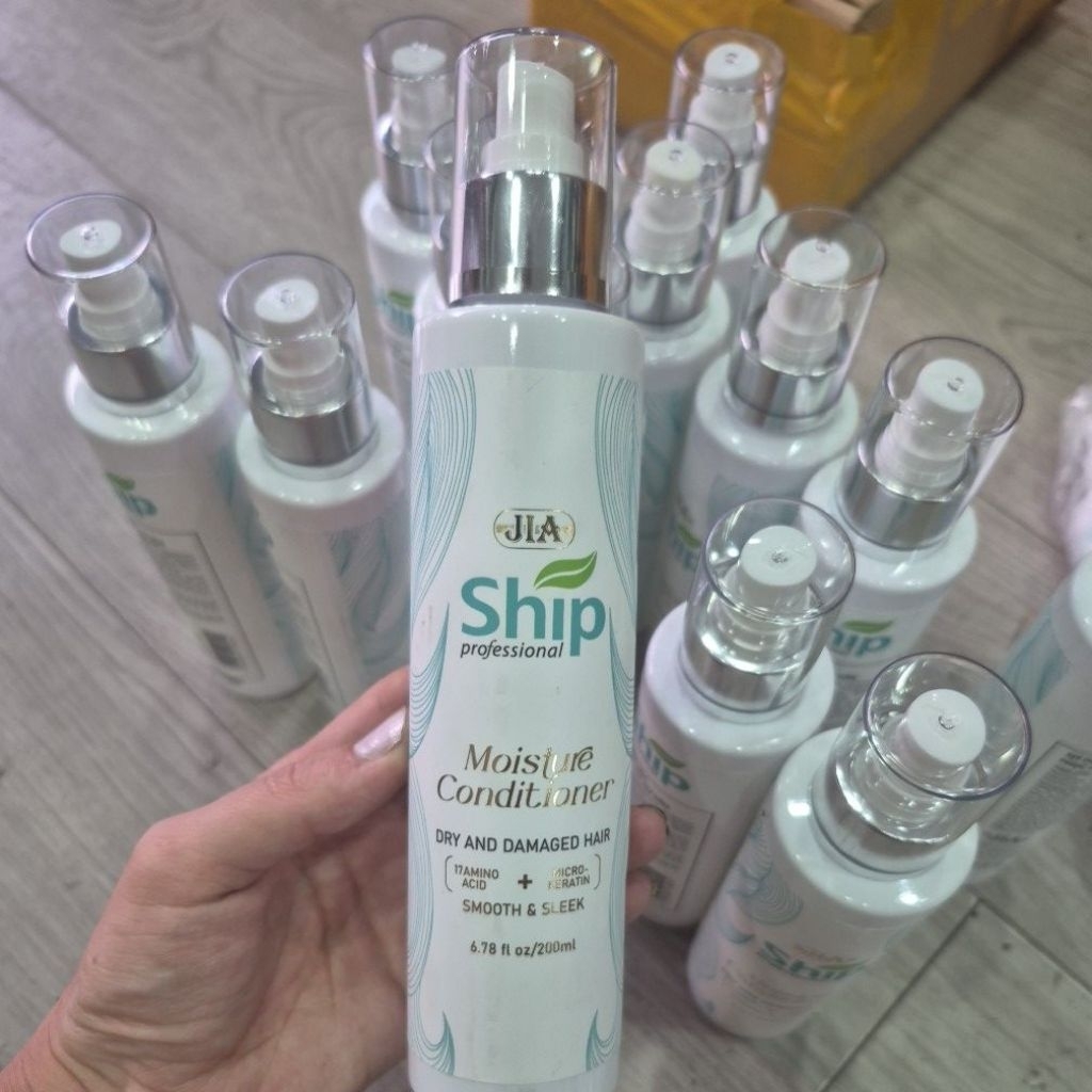 Xịt dưỡng ship mẫu mới hương thơm nước hoa 200ml