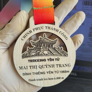 Huy chương leo núi Yên Tử