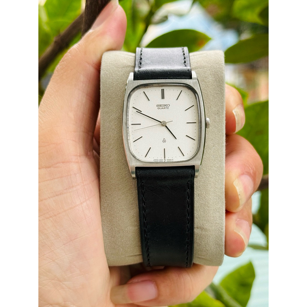 Đồng hồ Tank Seiko quartz 5931 cát trắng form rất đẹp, độ mới hoàn hảo
