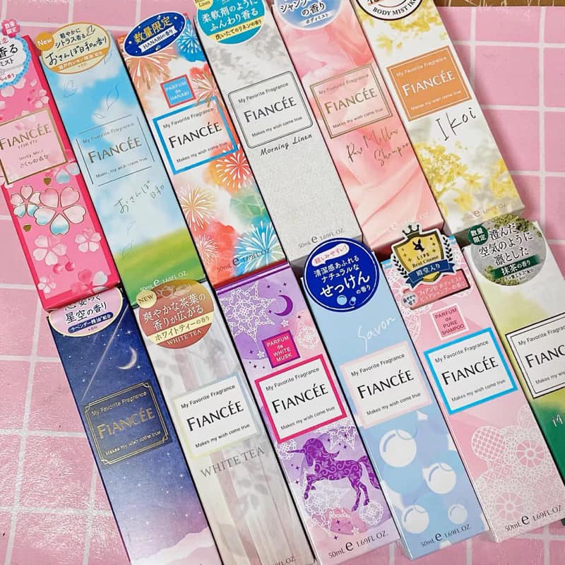 [ĐỦ MÙI]-XỊT THƠM CO THỂ BODY MIST FIANCEE 50ML NHẬT BẢN