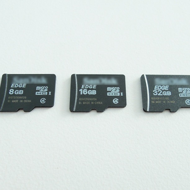 Thẻ nhớ 1GB micro SD dành cho các dòng digital cam cổ tốc chậm để chụp ảnh