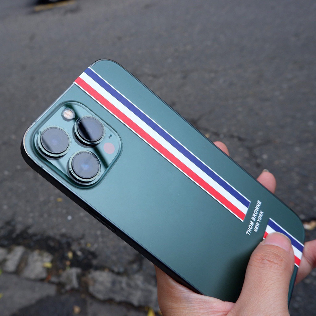 Dán skin ppf mẫu Thom iphone 17 pro max, 17 pro, ip air, 16 pro max, 16 pro, 16 e, 15 pro max, 15 pr