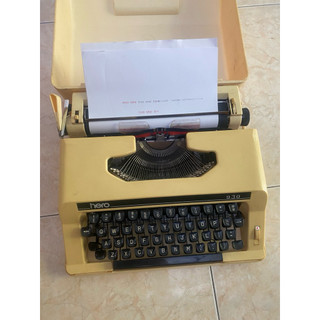 Máy đánh chữ cổ điển