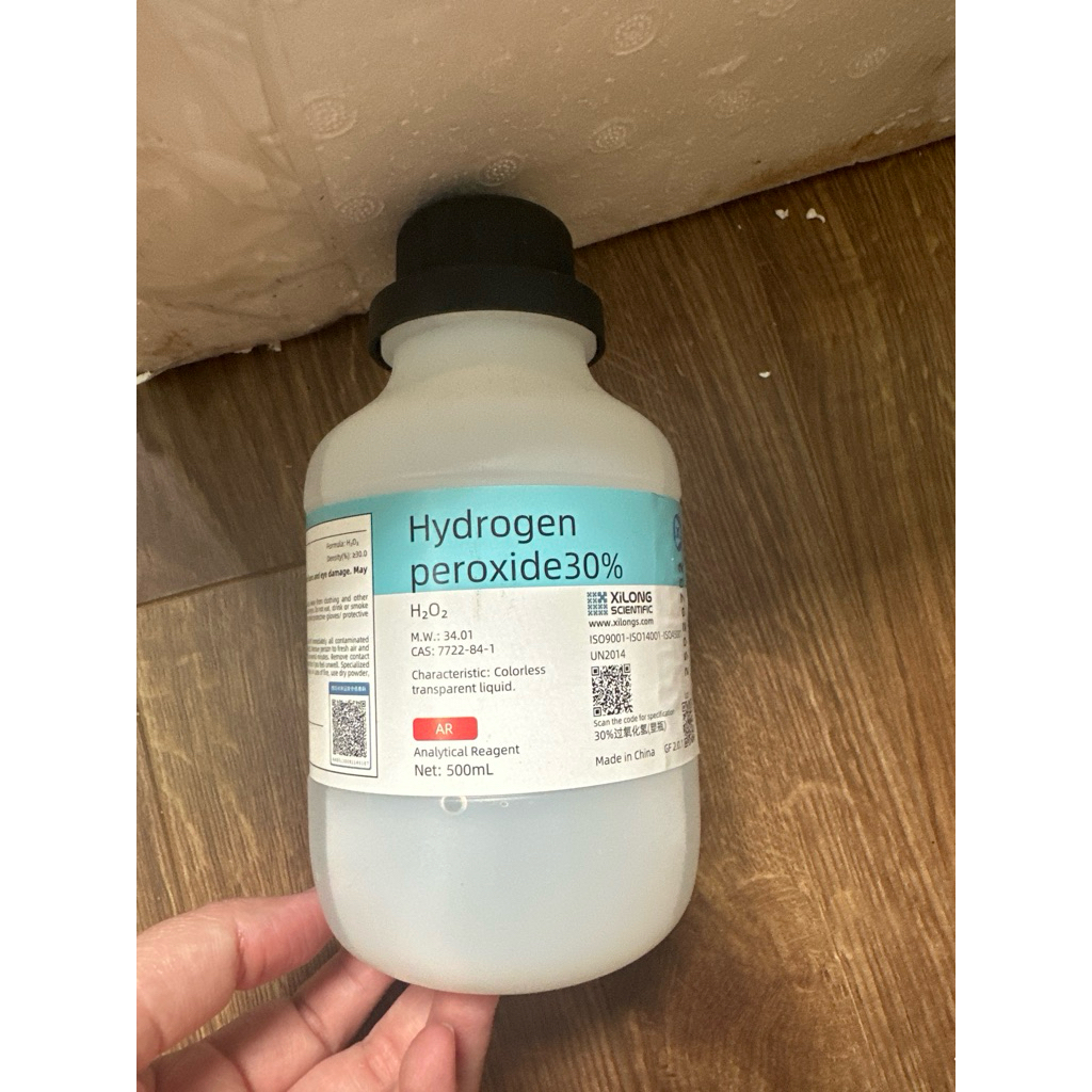 Hydrogen peroxide 30% H2O2 Oxy già Trung quốc chai 500ml