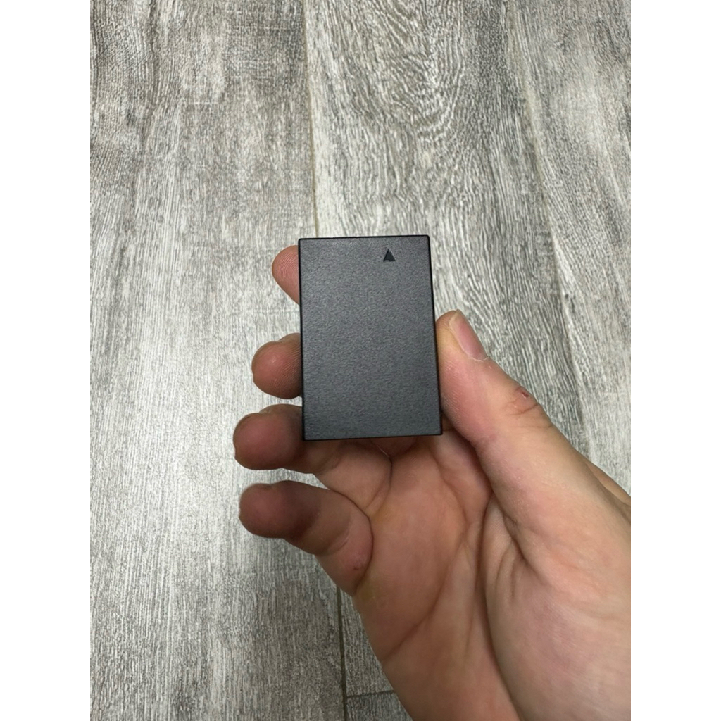 Pin dung lượng cao lp-17 lp17 cho máy canon 77D, 750D , 760D , M3, M5 , 800D , EOS Rebel T6i or T6s