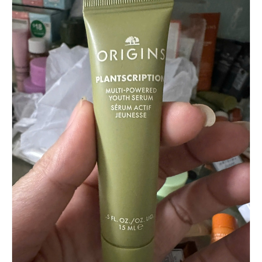 tinh chất chống lão hóa Origins Plantscription™ Multi-Powered Youth Serum của thương hiệu Origins.