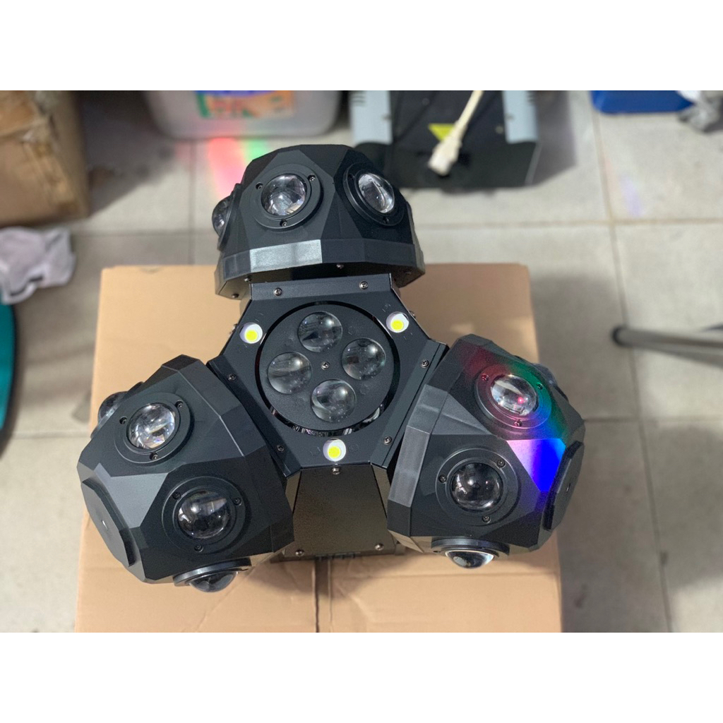 Moving 3 đầu 28 bóng kết hợp gobo; Đèn xoay sân khấu 3 đầu; LightStore ;DSL