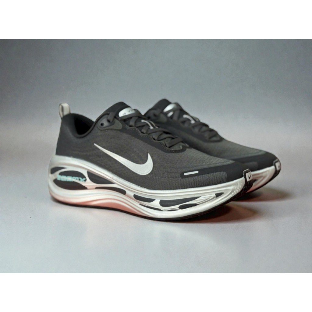 Giày Thể Thao AirZoom Vomero 18 (Chính Hãng - Fullbox)