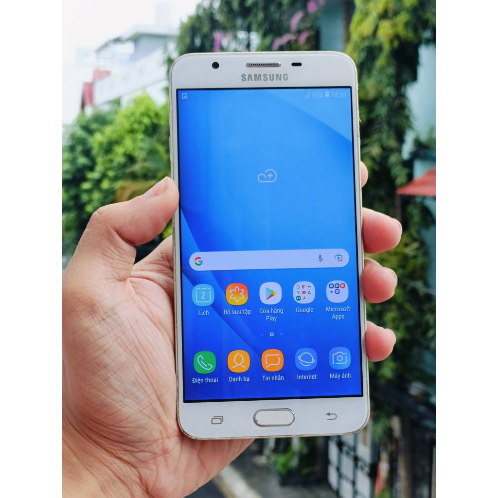 Điện thoại Samsung Galaxy J7 Prime màu trắng hàng cũ bảo hành 1 tháng.