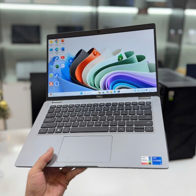 Laptop Dell Latitude 5430 Core i5 1235U/ Ram 16Gb/ SSD Mvme 512Gb/ intel Iris XE/ 14'' IPS FHD