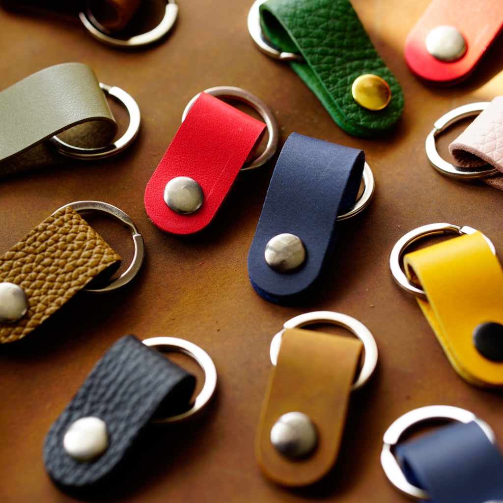 Móc Khóa Da Bò 100% Handmade, nhỏ gọn, đa năng chính hãng Thành Long leather store