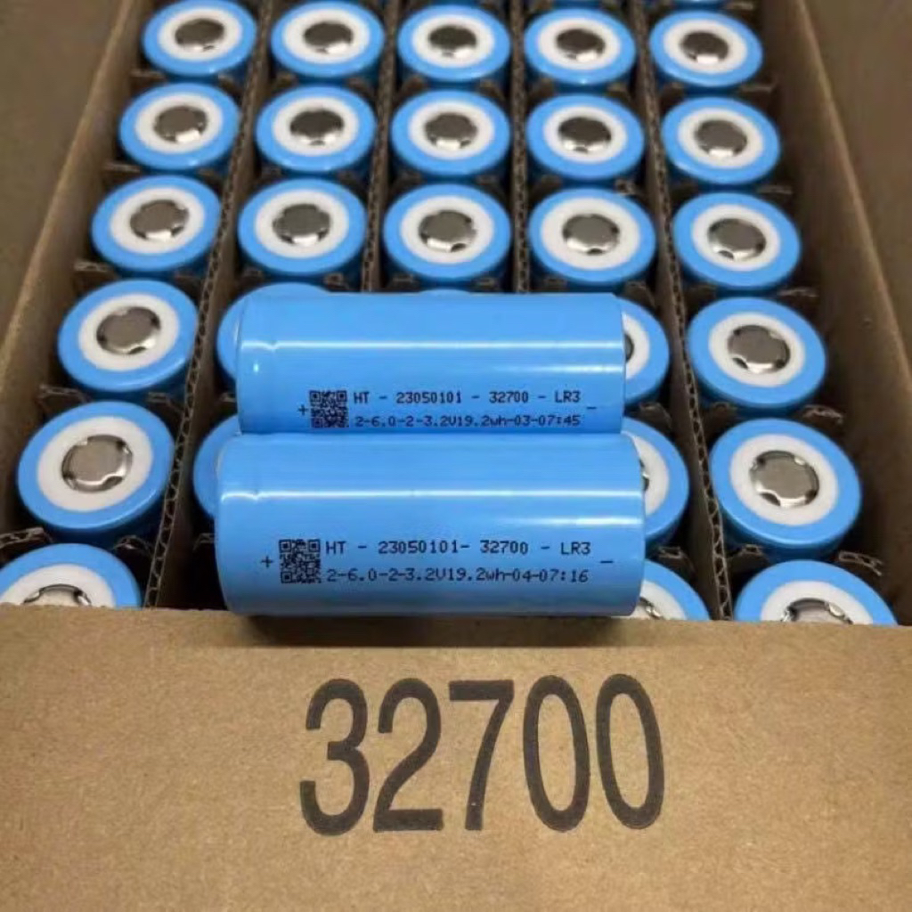 Cell Pin 32700 3,2v6000mah ( Mới 100% )  Date tháng 9 năm 2025