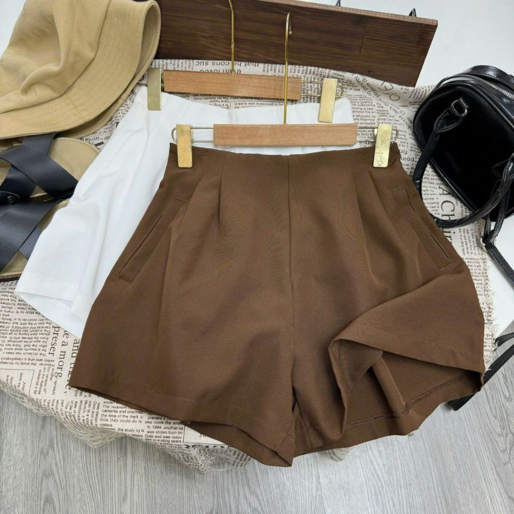 Quần đùi xếp ly Bigsize nữ dáng chữ A đai cao lưng thun co giãn không có nút và khóa kéo Q26 | BigBuy360 - bigbuy360.vn