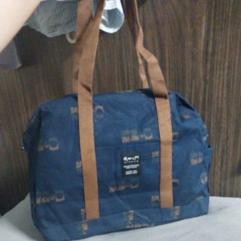 túi tơte đeo vai du lịch chất kaki hiệu si Nhât size 42x30 mới ok