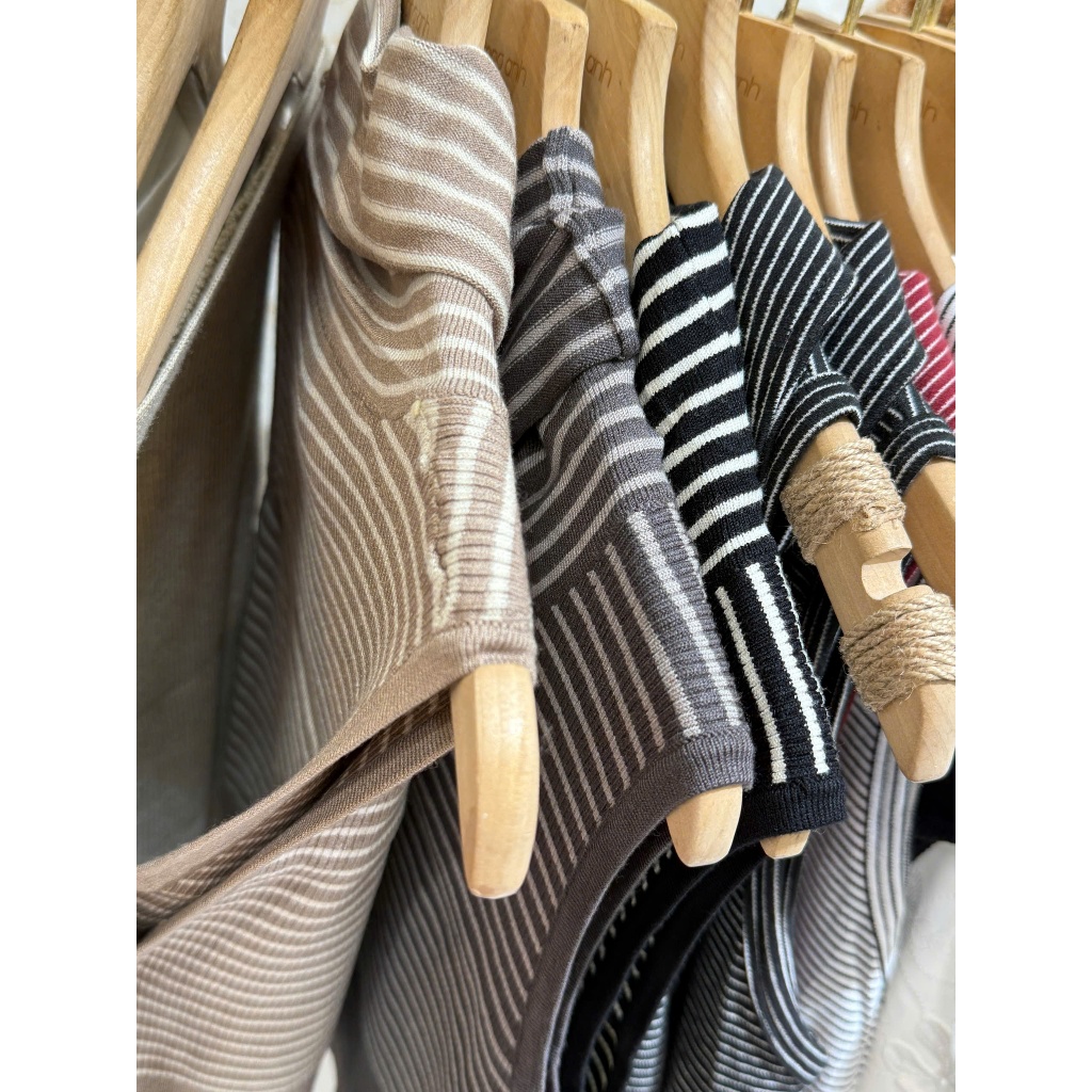 ÁO KIỂU SỌC CỔ CAO VẢI MỀM LÊN DÁNG SIÊU CƯNG HÀNG QC LOẠI 1 7435 BCAs