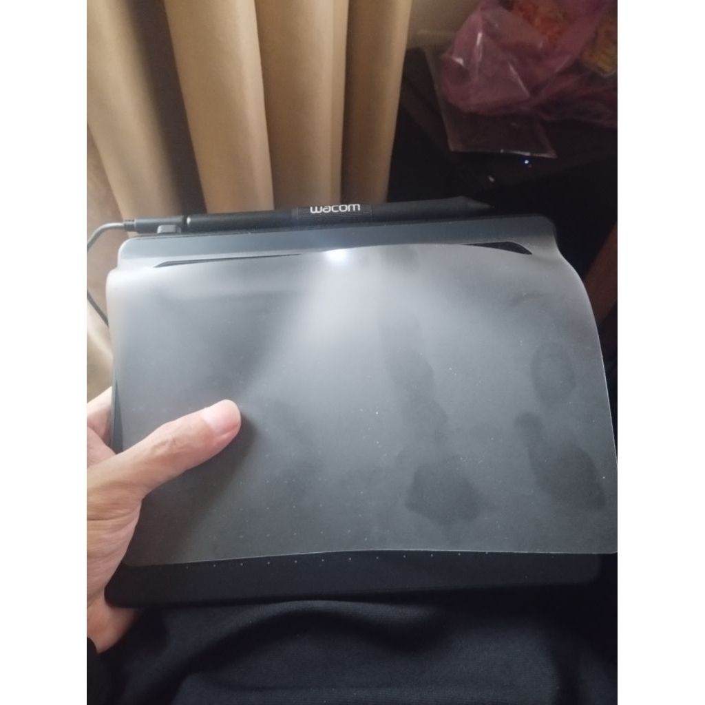 wacom ctl 4100wl bản có dây likenew 99%