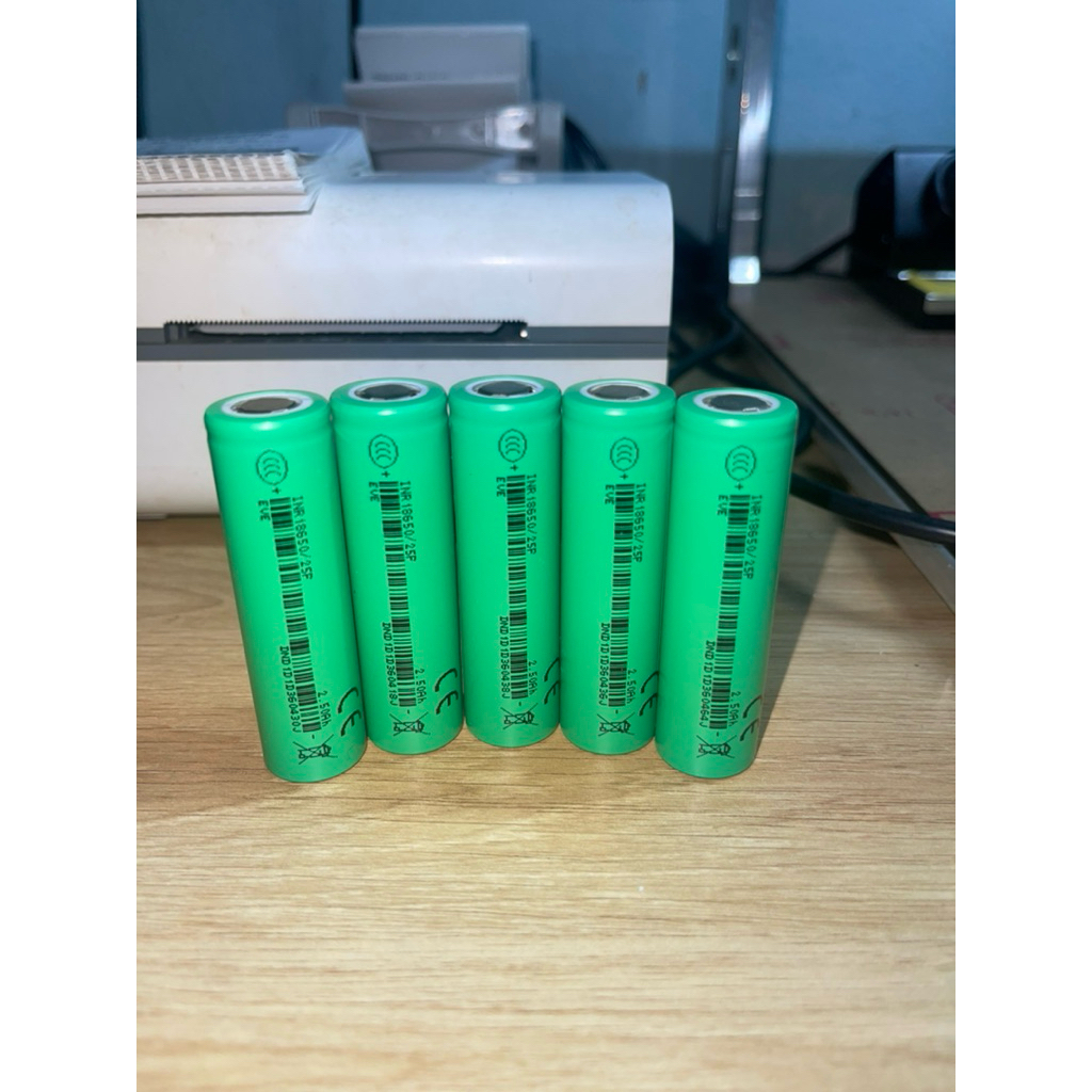 Pin Eve 25p 2500mah xả 30A mới 100%.