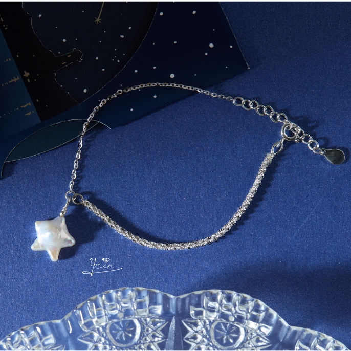 Lắc Tay Lunar