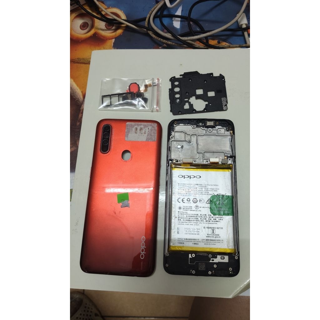 XÁC KHÔNG MAIN OPPO A31 CŨ( MÀN HỎNG)