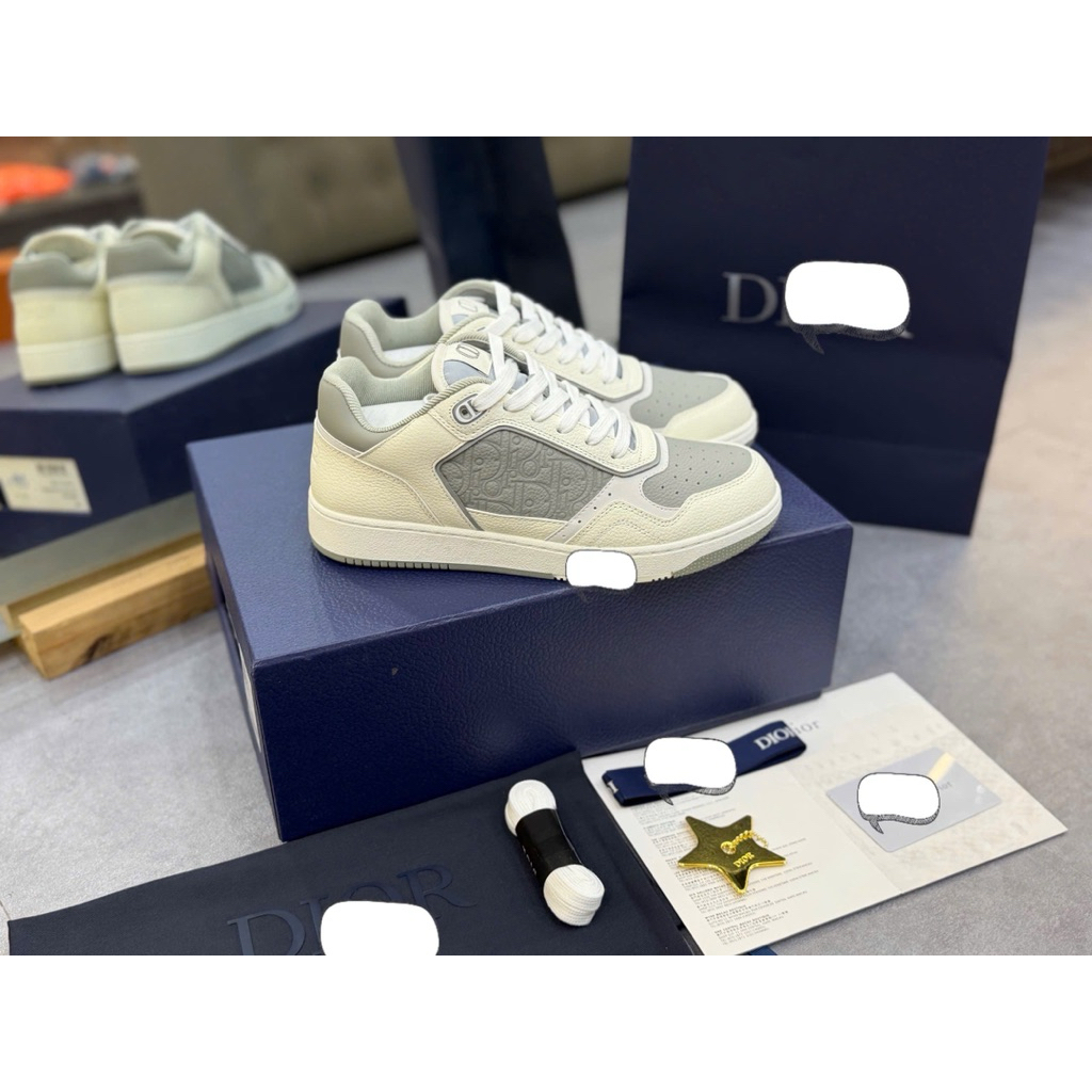 Giày thể thao b27 xám dập vân lên chân đẹp fom chuẩn