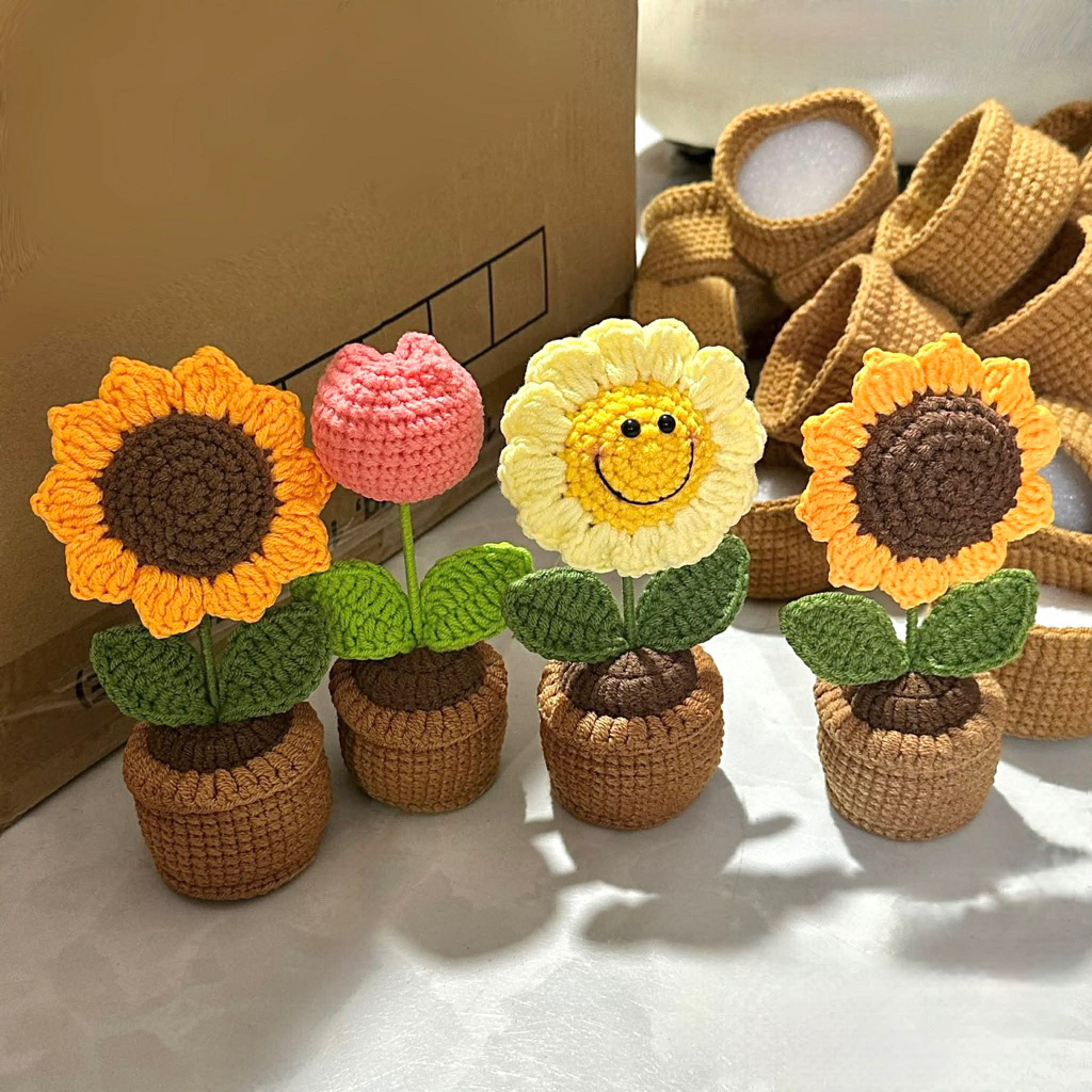 CHẬU TULIP LEN, CHẬU HOA CÚC LEN, CHẬU HƯỚNG DƯƠNG LEN, QUÀ TẶNG VALENTINE, 8/3, SINH NHẬT, TỐT NGHIỆP, DECOR TRANG TRÍ