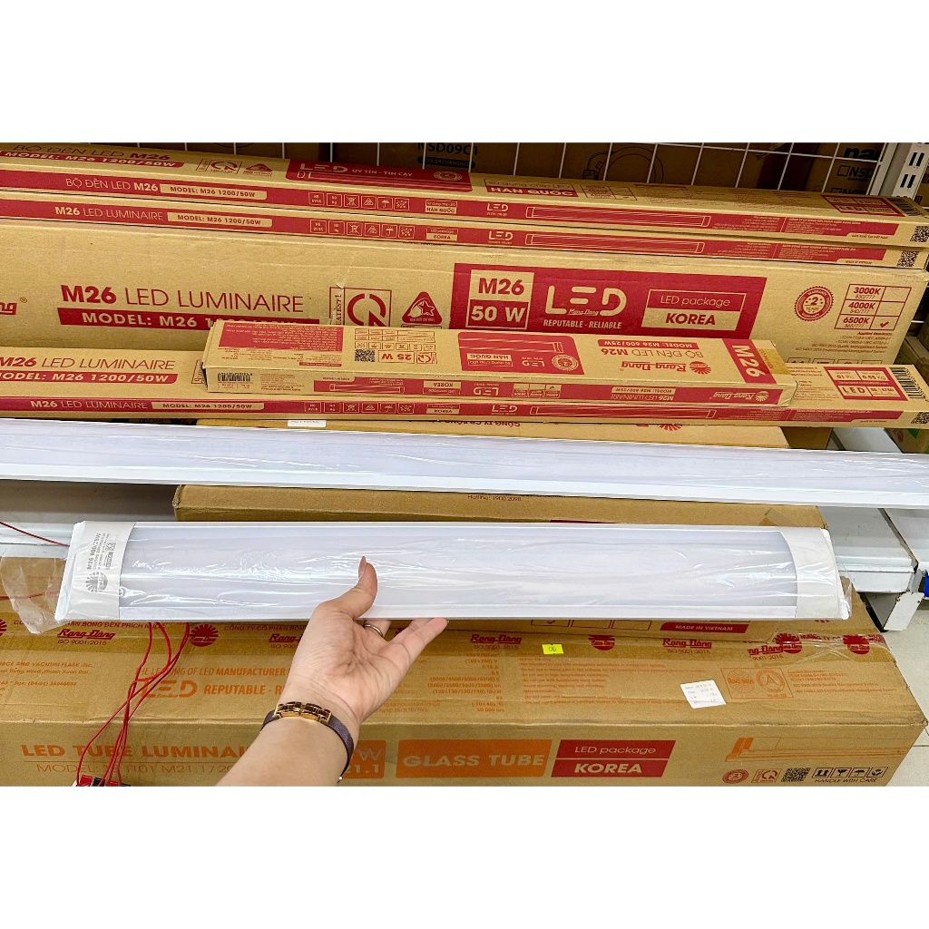 Bộ đèn LED Tuýp Bán Nguyệt M26 Rạng Đông Chính Hãng - 6T/25W và 1M2/50W