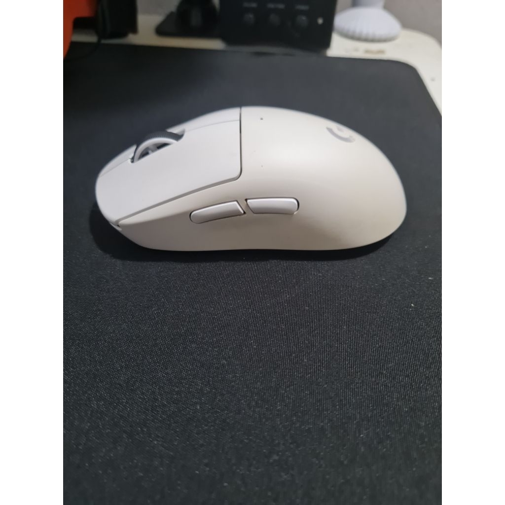 Chuột Logitech G Pro X Superlight 2 trắng (đã sử dụng)