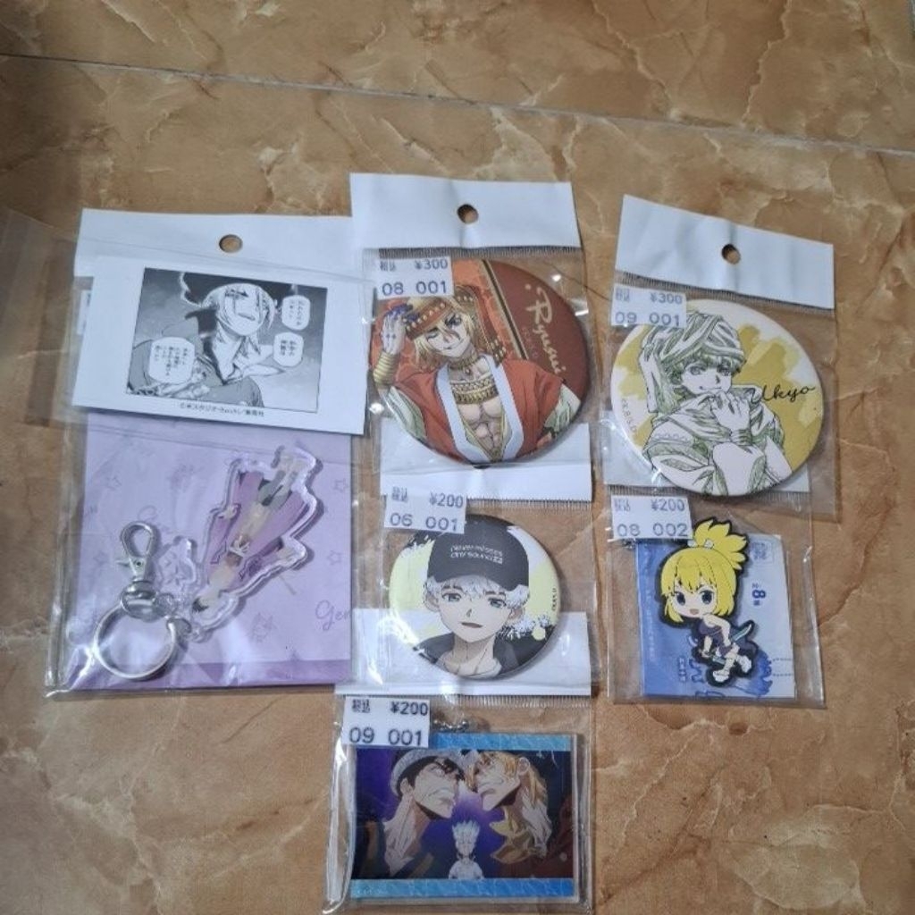 Tổng hợp goods móc khóa,...Dr.Stone chính hãng Nhật Bản