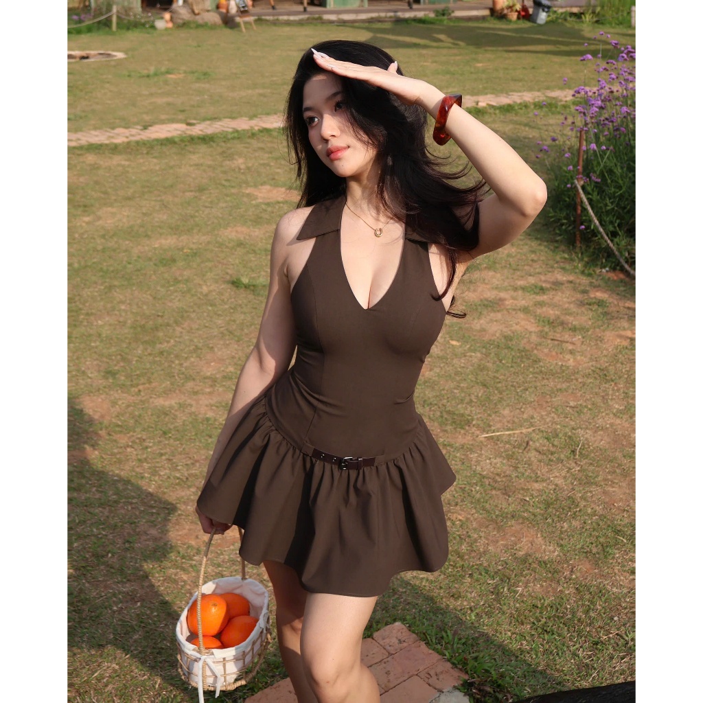 [Form fit dáng] Đầm yếm nâu thắt lưng Nora Chic Byveestyle, Đầm hè nữ tôn da, tôn dáng chụp ảnh siêu xinh | BigBuy360 - bigbuy360.vn