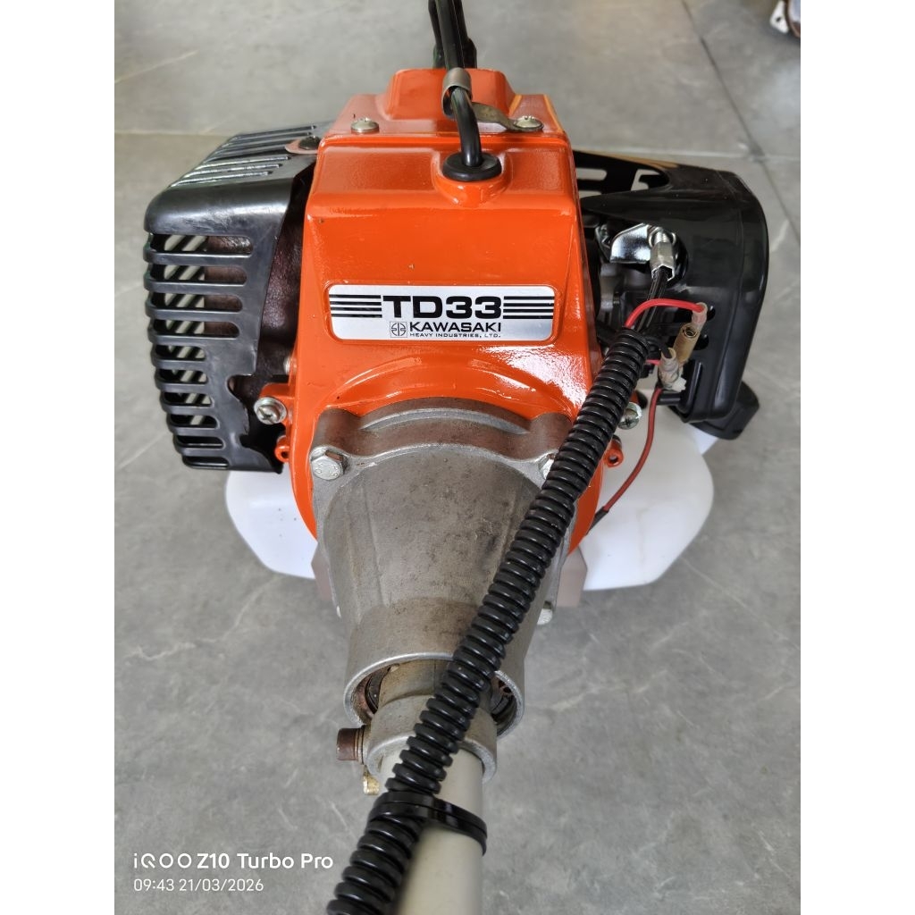 Tem Máy Cắt Cỏ Kawasaki TD33 | Tem Dán TD33 Chống Nước, Bám Dính Tốt