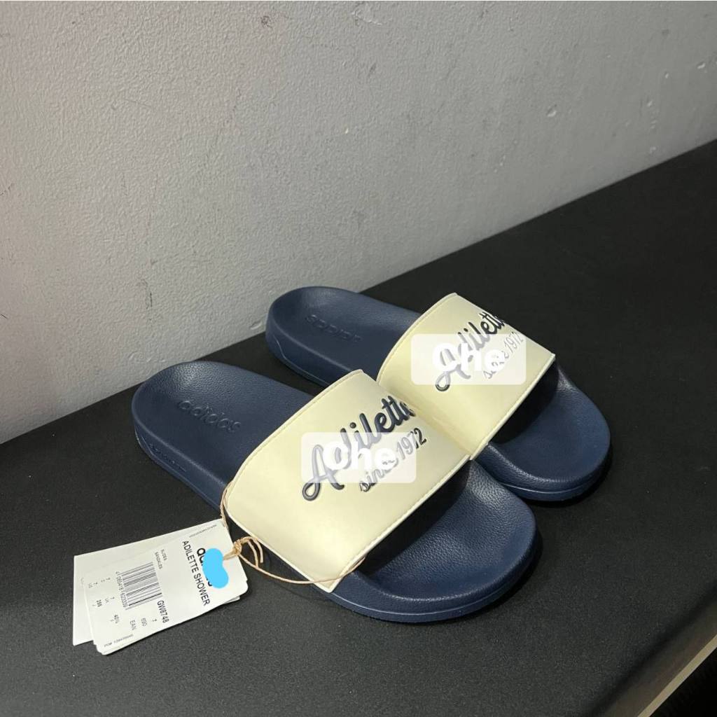 [Chính Hãng] Dép bản kỉ niệm 1972 Thể Thao Thời Trang Màu Đen Nam Nữ Có Sẵn GW8747/GW8748