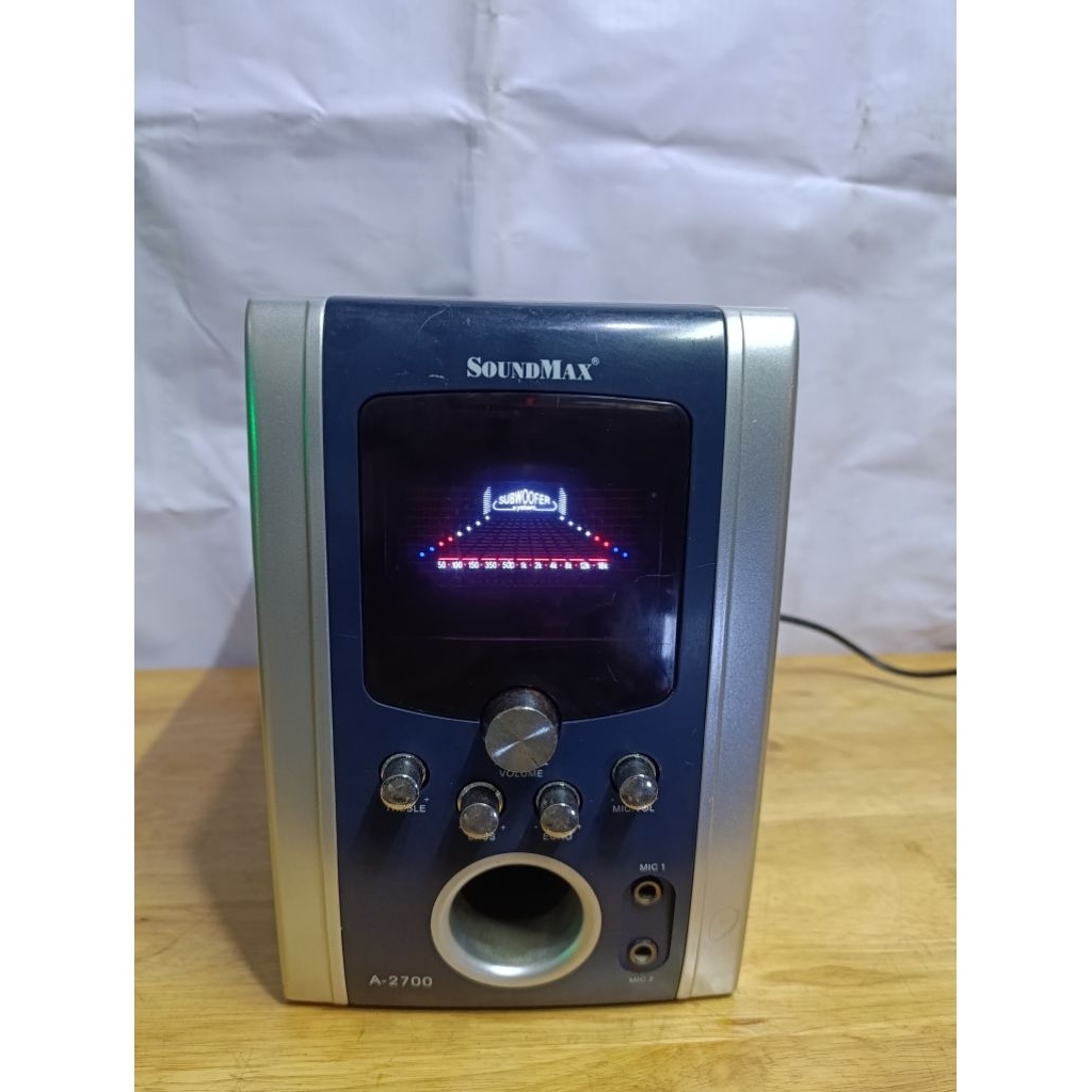 Loa sub Soundmax A 2700