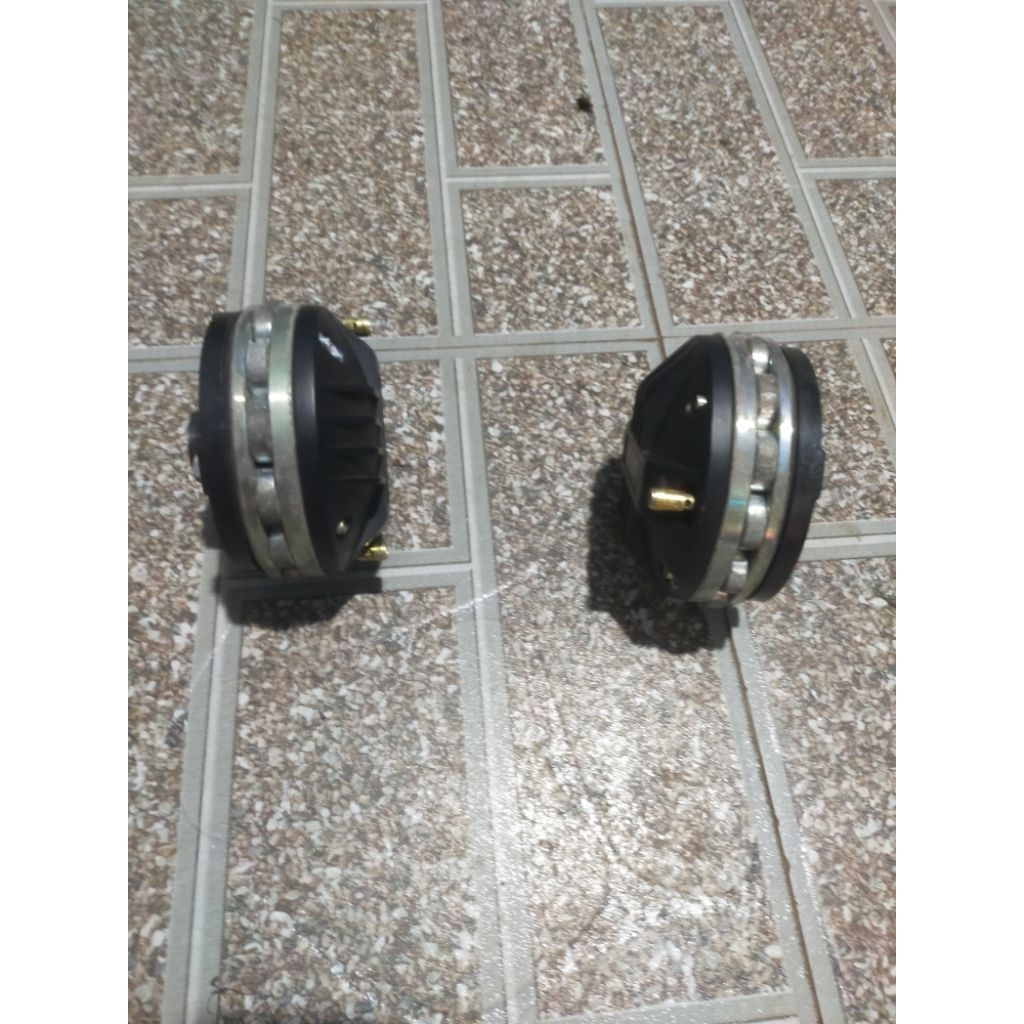 Loa trép kèn neo bi 750 hàng thanh lý