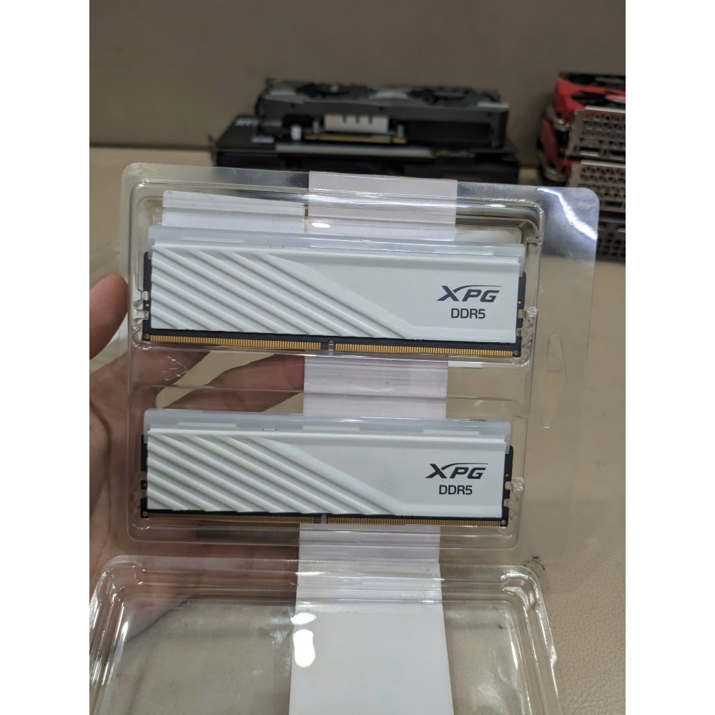 RAM ADATA 16G D5 BUS 6000