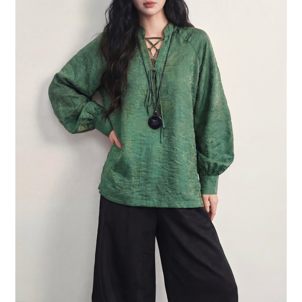 NGỌC BÍCH | Set áo đan dây kèm quần dài tơ óng by Ashley Studio
