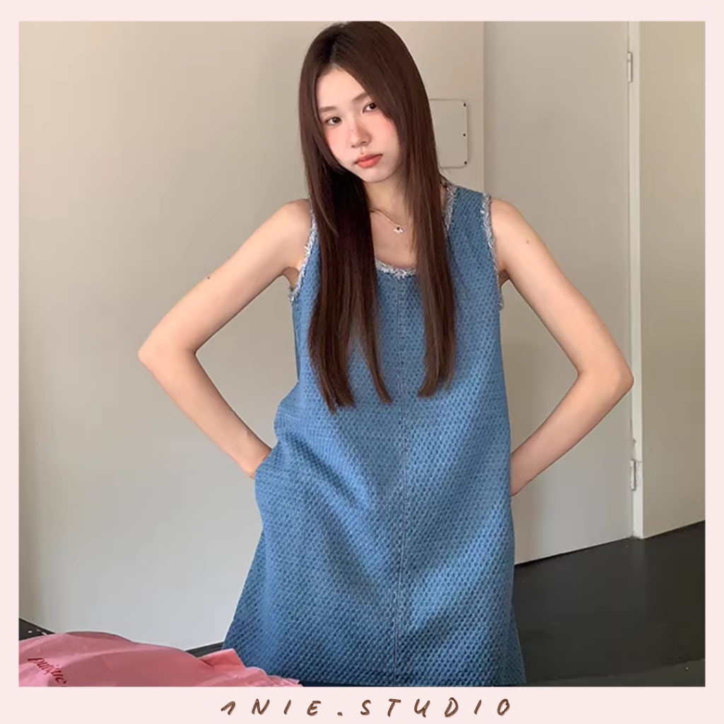 𝟏𝐍𝐈𝐄.𝐒𝐓𝐔𝐃𝐈𝐎 | Đầm Denim Dáng Vest Sát Nách – Váy Jean Ngắn Dáng Suông Thanh Lịch, Phong Cách Năng Động Hàn Quốc | BigBuy360 - bigbuy360.vn