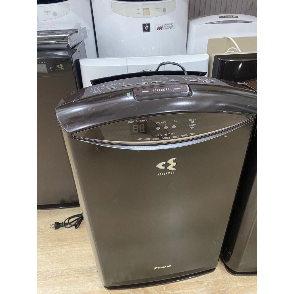 Máy lọc không khí Daikin tck70r / ack70r / mck70r có tạo ẩm màu đen nâu