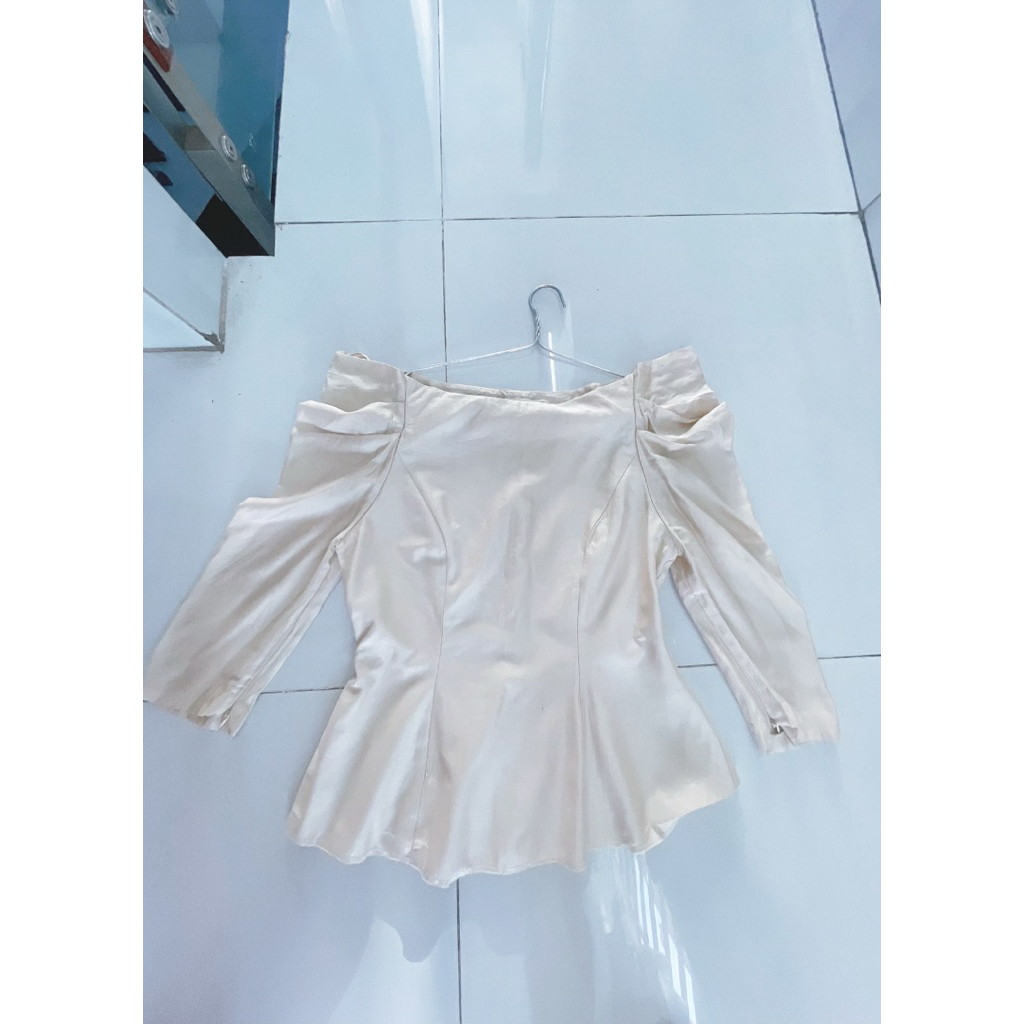 thanh lý áo kiểu siêu đẹp sz s của white ant